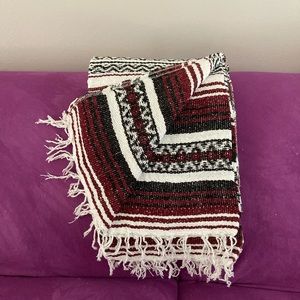 Mexican woven blanket /falsa/ throw 5’x7’